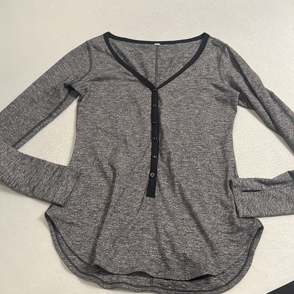 lululemon henley button up shirt 6/8 - Picture 2 of 6